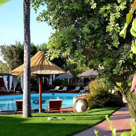 Nora Club & Hotell 4*