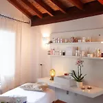 Hotel Nora Club & Pula