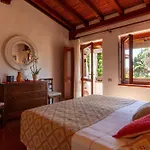 Hotel Nora Club & Pula