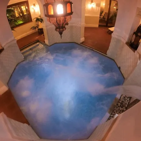 Nora Club & Szálloda 4*