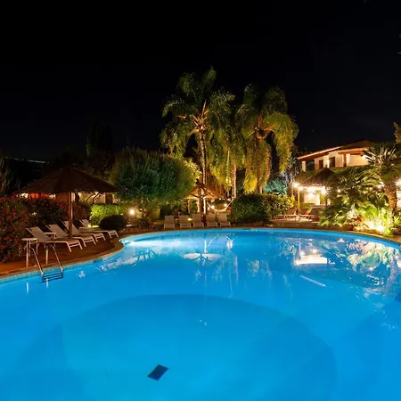 Nora Club & 호텔 풀라