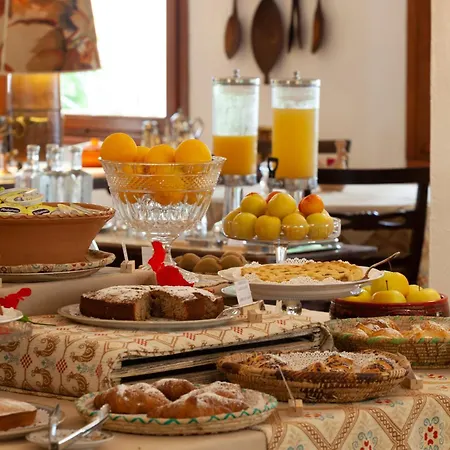 Nora Club & Hotel 4*