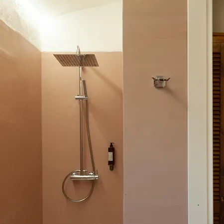 호텔 Nora Club & 4*