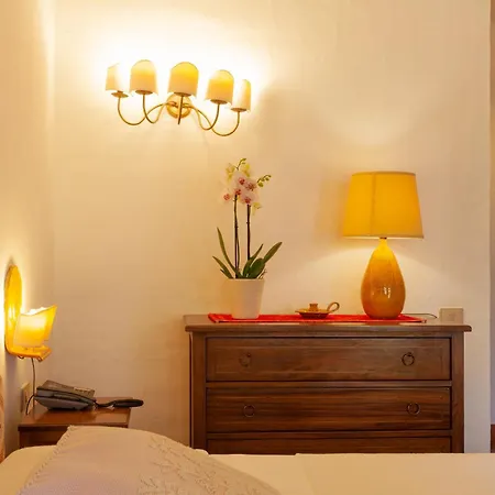 Szálloda Nora Club & 4*