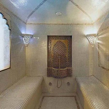 Hotel Nora Club & 4*