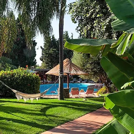 Nora Club & Hotel 4*