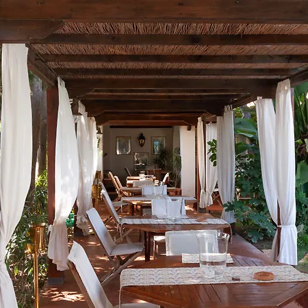 Hotel Nora Club & 4*