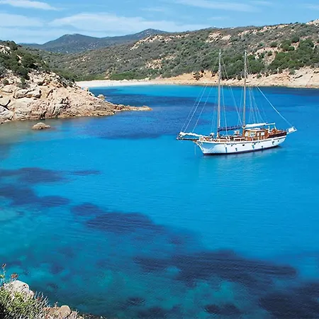Nora Club & Hotel 4*