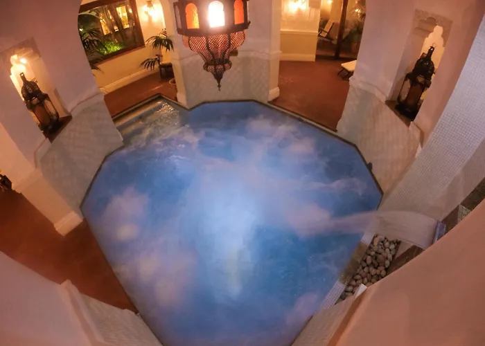 Nora Club & Hotel 4*