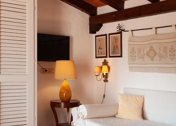 Hotel Nora Club & Pula